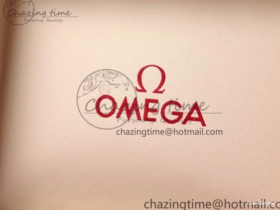 0101 OMEGA GIFT BOXSET WITH PAPERS AND CARDS MultiPurpose 7797